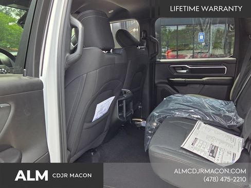 New 2026 RAM 1500 Big Horn w/ Night Edition AWD/4WD image 8