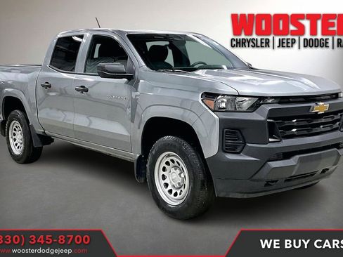 Used 2024 Chevrolet Colorado W/T image 1