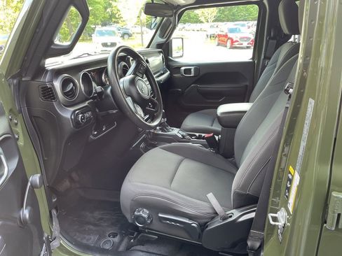 Used 2022 Jeep Gladiator Sport image 13