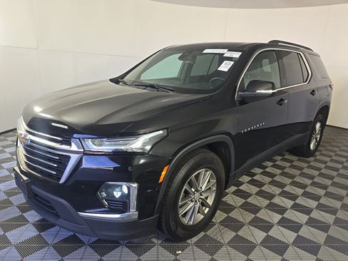 Used 2023 Chevrolet Traverse LT AWD/4WD image 4