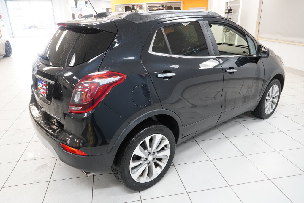 Used 2020 Buick Encore Preferred AWD/4WD image 12