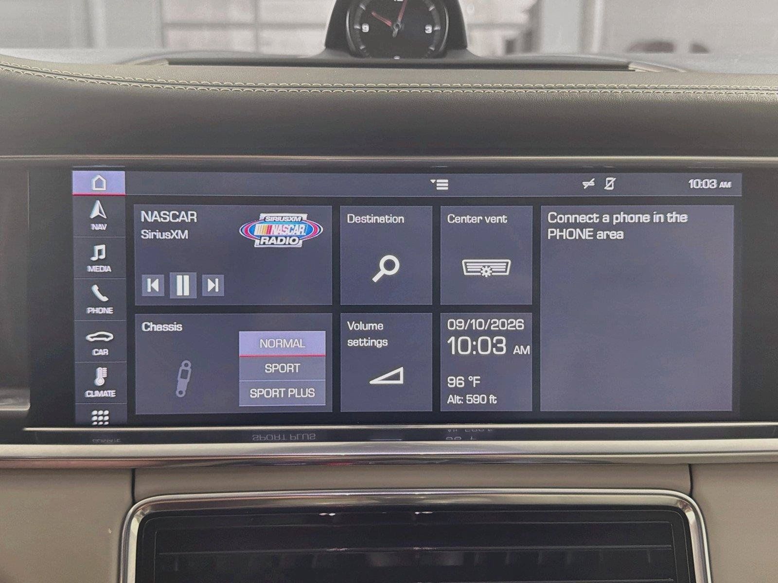 Certified 2020 Porsche Panamera 4 AWD/4WD image 21