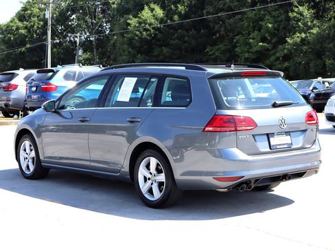 Used 2015 Volkswagen Golf TDI S FWD image 5
