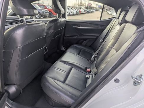 Used 2025 Toyota Camry XSE image 26