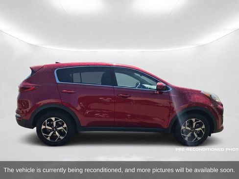 Used 2021 Kia Sportage LX FWD image 4