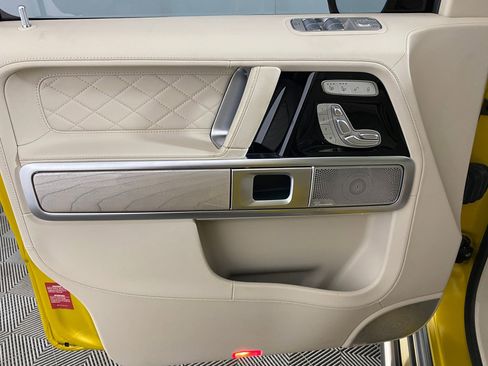 Used 2023 Mercedes-Benz G 550 image 12