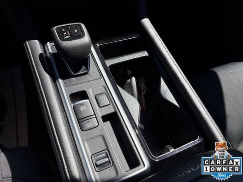 Used 2025 Nissan Pathfinder SV FWD image 19