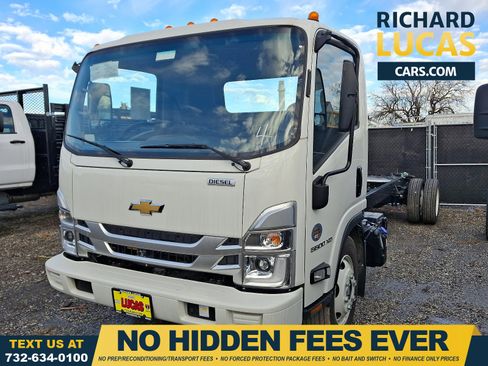 New 2024 Chevrolet Low Cab Forward 5500XD image 1