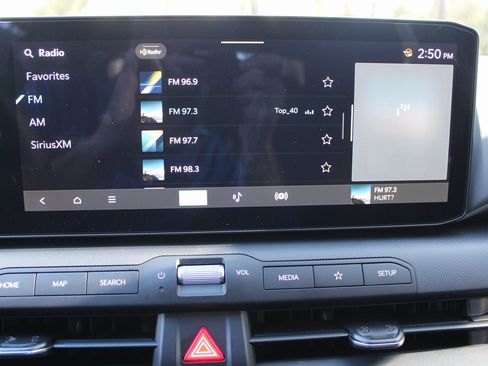 New 2025 Kia K4 LXS image 35