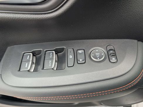 Used 2023 Honda HR-V Sport image 16