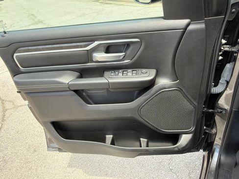 Used 2023 RAM 1500 Big Horn AWD/4WD image 33