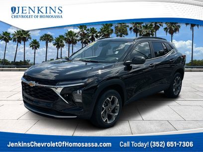 New 2025 Chevrolet Trax LT w/ Driver Confidence Package