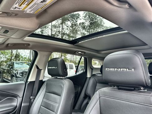 Certified 2023 GMC Terrain Denali w/ Denali Premium Package AWD/4WD image 19