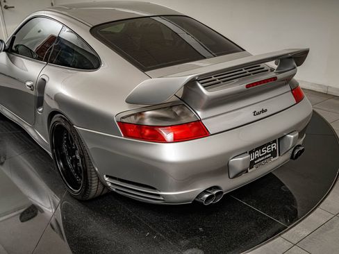 Used 2001 Porsche 911 Turbo AWD/4WD image 24