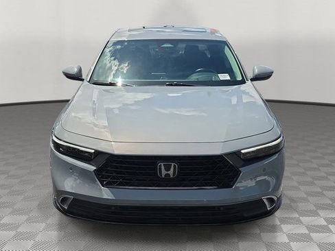 Used 2024 Honda Accord Touring image 2