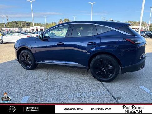 Certified 2025 Nissan Murano SV image 11