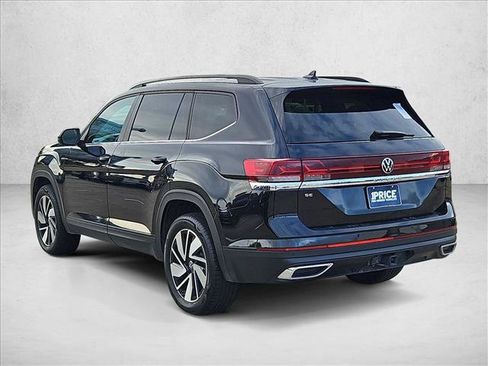 Used 2026 Volkswagen Atlas SE FWD image 8