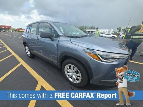 Used 2024 Toyota Corolla Cross L FWD image 2