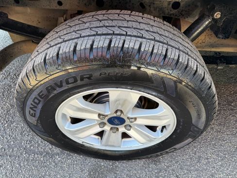 Used 2015 Ford F150 XLT w/ Equipment Group 301A Mid image 31