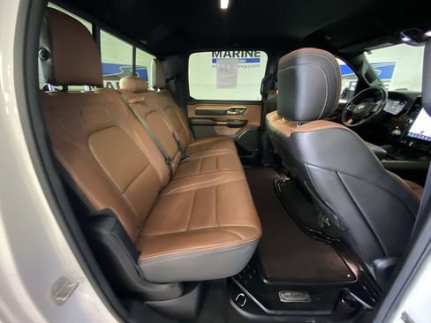 Used 2024 RAM 1500 Limited AWD/4WD image 32