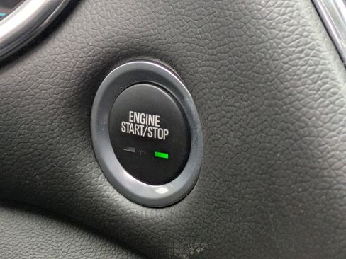 Used 2017 Chevrolet Malibu LT w/ Leather Package image 14