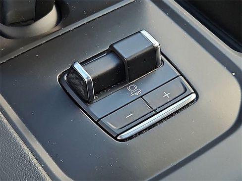 Used 2024 GMC Sierra 1500 Denali w/ Denali Reserve Package image 24