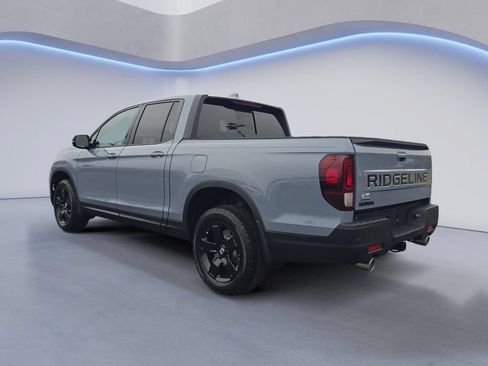 New 2026 Honda Ridgeline Black Edition image 3