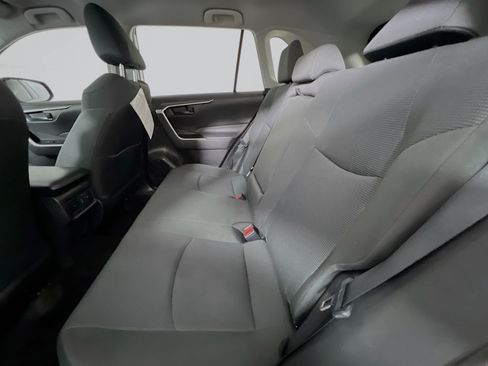 Used 2025 Toyota RAV4 LE AWD/4WD image 28