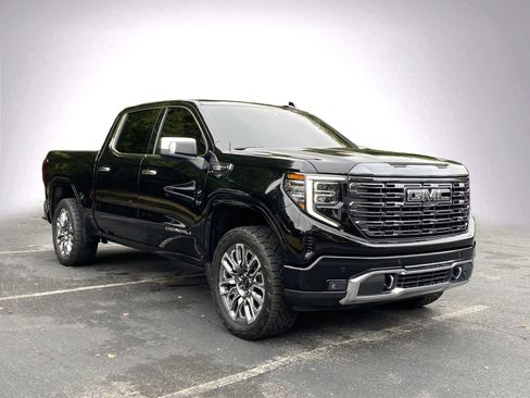 Used 2024 GMC Sierra 1500 Denali Ultimate image 2