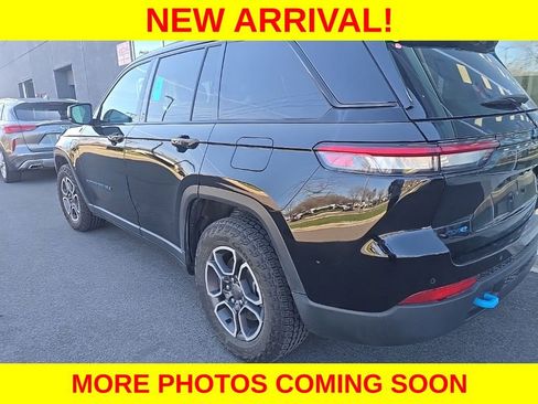 Used 2022 Jeep Grand Cherokee Trailhawk w/ Luxury Tech Group III image 4