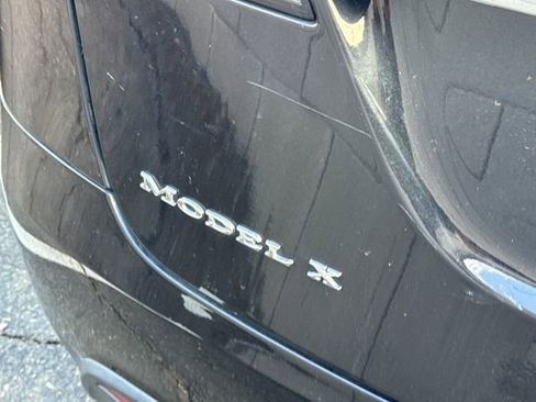 Used 2018 Tesla Model X 75D AWD/4WD image 7