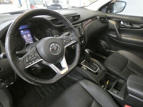 Used 2022 Nissan Rogue Sport SL w/ Premium Package AWD/4WD image 8