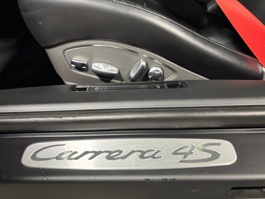Used 2013 Porsche 911 Carrera 4S w/ Bose Audio Pkg AWD/4WD image 16
