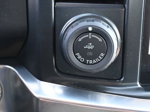 New 2026 Ford F250 King Ranch w/ Chrome Package AWD/4WD image 24