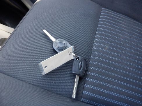 Used 2018 Ford Transit 250 130 Low Roof w/ Exterior Upgrade Package RWD image 21