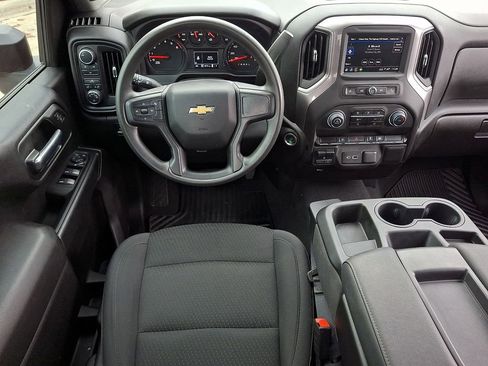 Used 2025 Chevrolet Silverado 2500 Custom AWD/4WD image 11