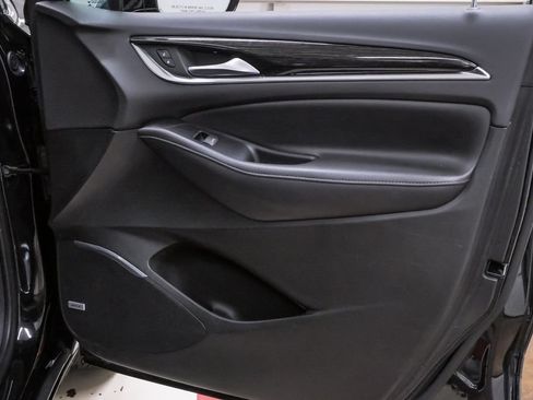 Used 2020 Buick Enclave Avenir w/ Avenir Technology Package FWD image 30