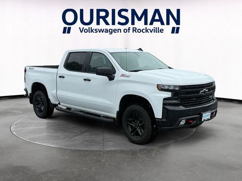 Used 2022 Chevrolet Silverado 1500 LT Trail Boss w/ Convenience Package II AWD/4WD image 1