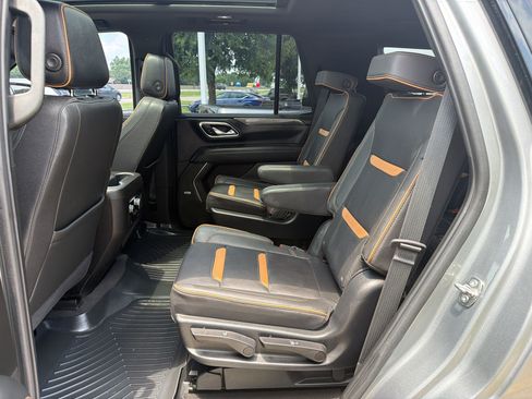Used 2023 GMC Yukon AT4 AWD/4WD image 15