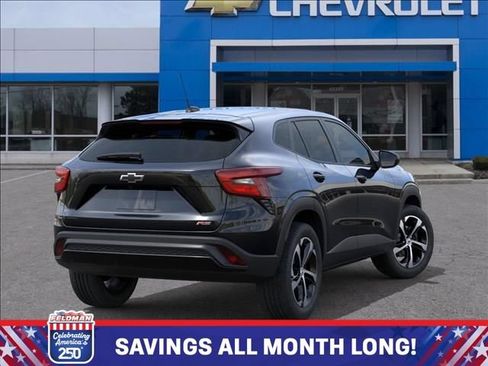 New 2026 Chevrolet Trax RS w/ Driver Confidence Package FWD image 4
