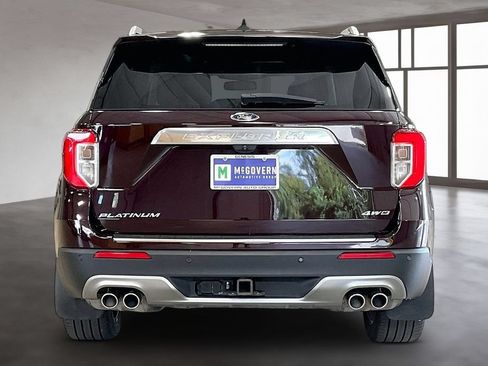 Used 2023 Ford Explorer Platinum w/ Technology Package AWD/4WD image 6