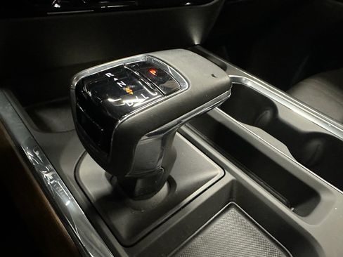 Certified 2024 Chevrolet Silverado 1500 High Country image 37