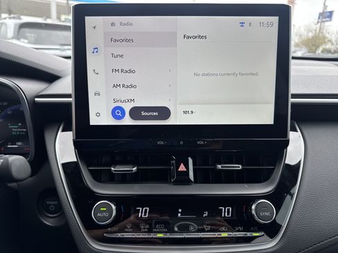 Used 2026 Toyota Corolla Cross XSE w/ Convenience Package image 19