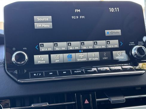 New 2025 Mitsubishi Outlander SEL image 17