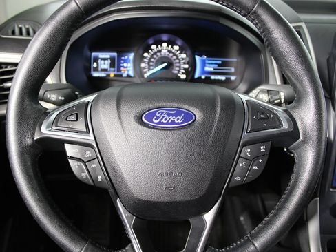 Used 2022 Ford Edge SEL AWD/4WD image 14