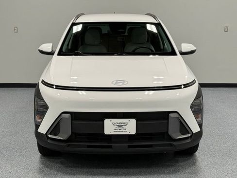 Used 2024 Hyundai Kona SEL AWD/4WD image 4