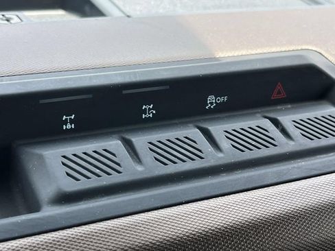 Used 2022 Ford Bronco Outer Banks AWD/4WD image 24