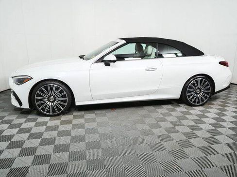 Used 2024 Mercedes-Benz CLE 300 4MATIC Cabriolet image 33