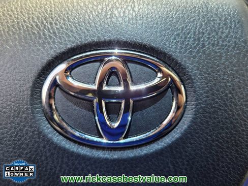 Used 2024 Toyota Venza Limited AWD/4WD image 30