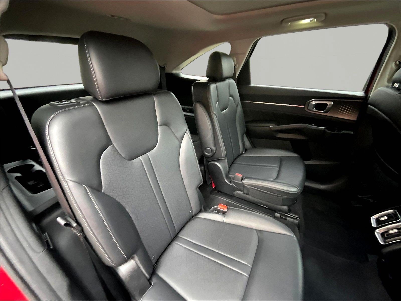 Used 2023 Kia Sorento SX AWD/4WD image 25